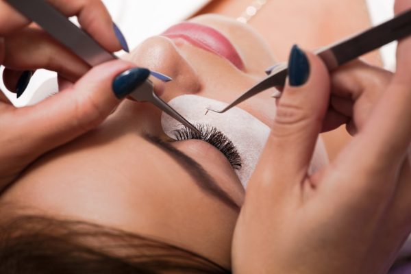 Eyelash Extensions Kenosha, Wisconsin